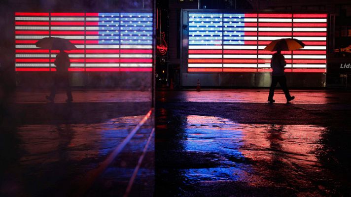 Telediario 1 - El huracán Sandy entra en campaña