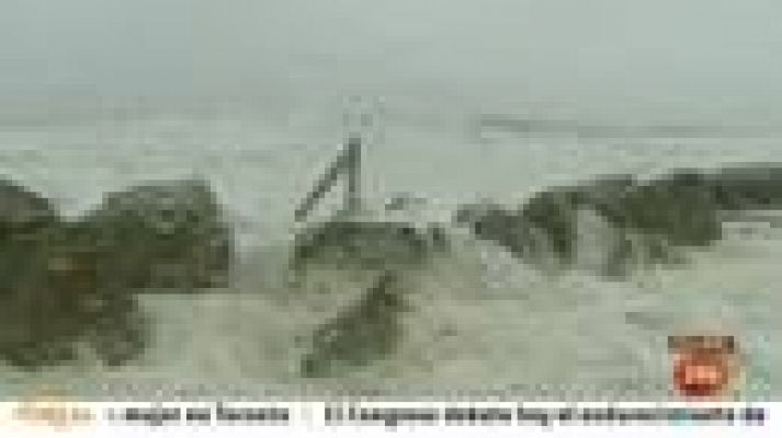 Informativo 24h - 'Sandy' causa estragos en Nueva York y deja una docena de muertos en todo el país