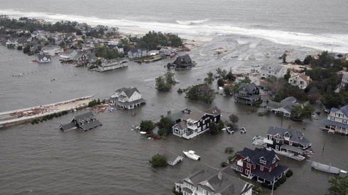 Telediario 1 - Telediario 2 en 4' - 31/10/12