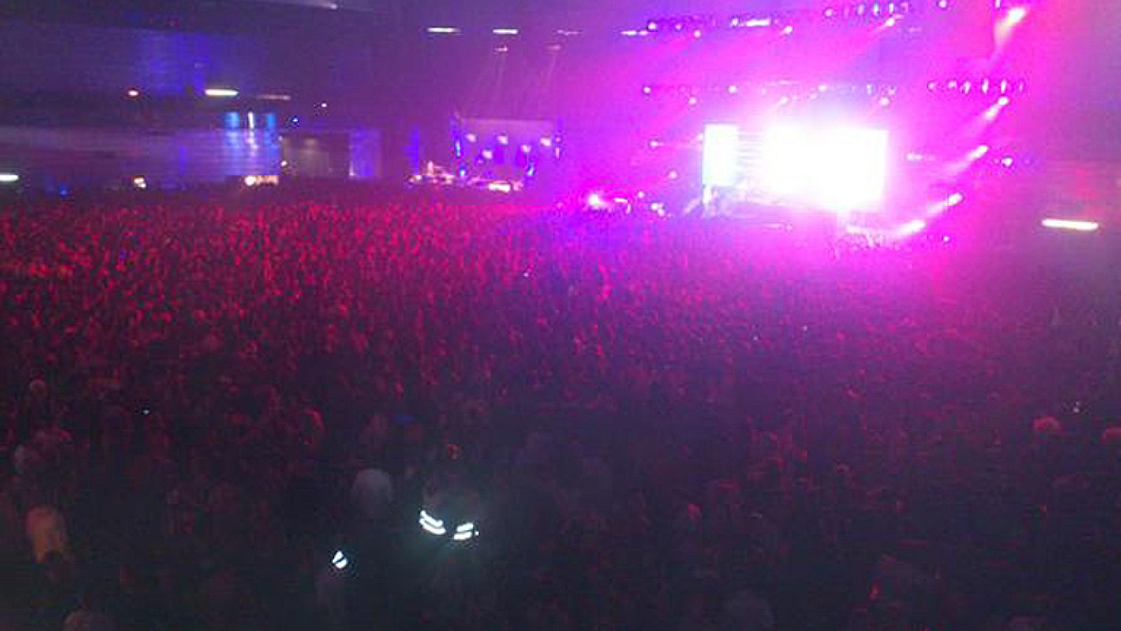 Tres jóvenes han muerto esta madrugada en una macrofiesta que se celebraba en la Casa de Campo de Madrid. Hay otras dos chicas en estado critico.