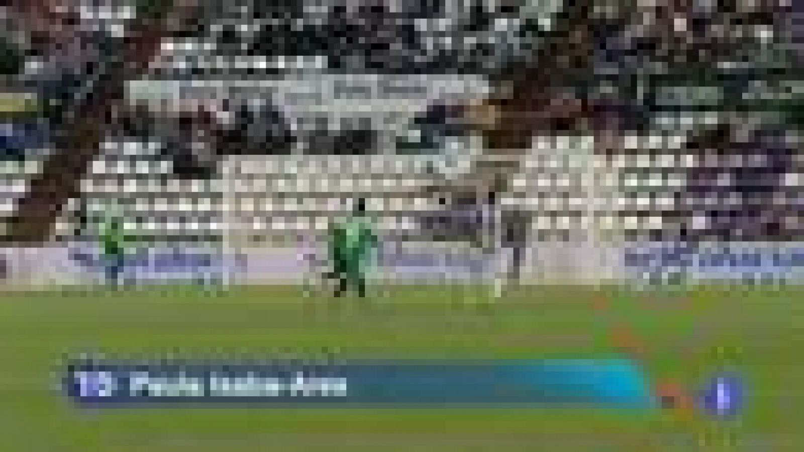 El Valladolid logró una mínima ventaja (1-0) ante el Betis  de cara al partido de vuelta de estos dieciseisavos. Un golazo de  Alberto Bueno cerca del descanso dio un partido a los pucelanos en el  que no abundaron las ocasiones. En la segunda mitad,