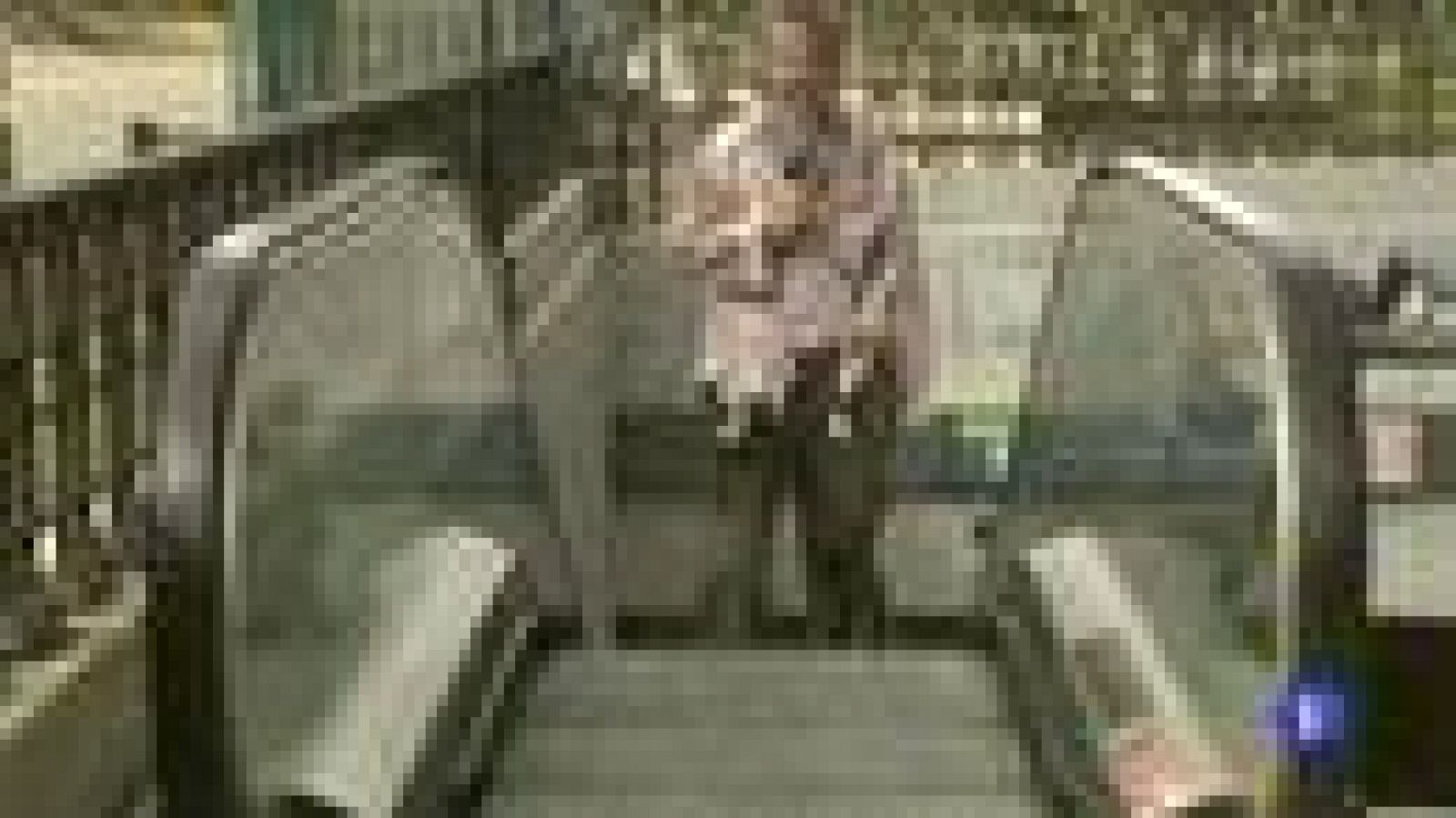 Más Gente - ¿Es un zombie o es Tomás?