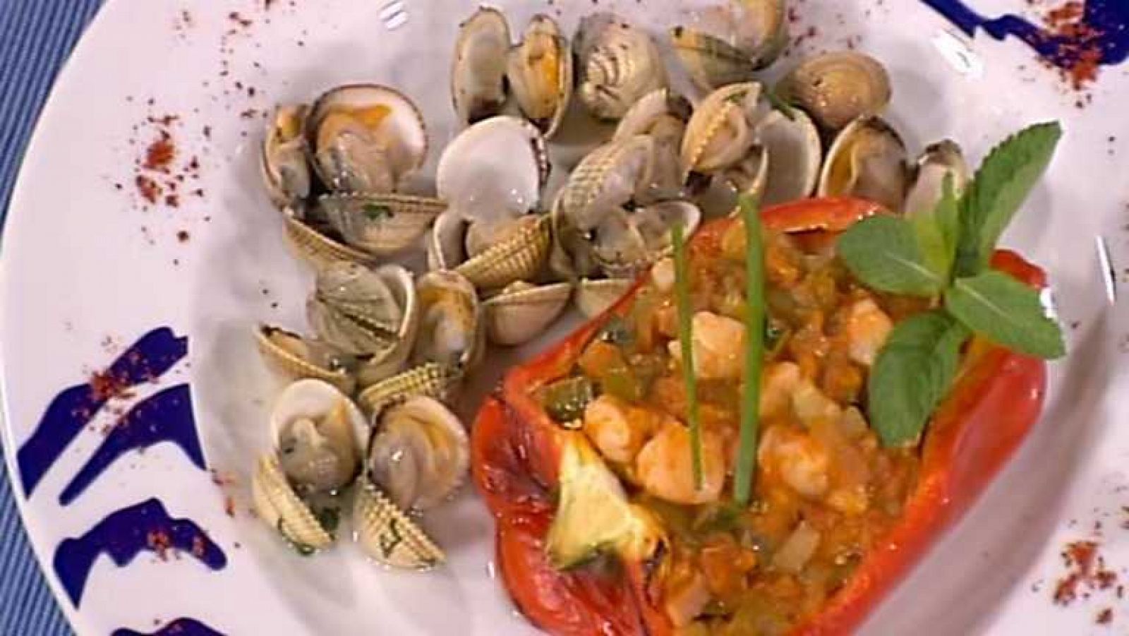 Cocina con Sergio - Pimientos rojos rellenos de pisto y berberechos  - Ver ahora