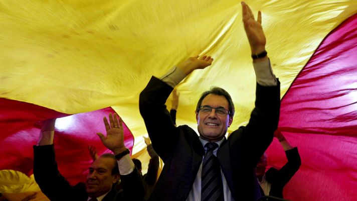 Telediario 1 - Mas pide apoyo