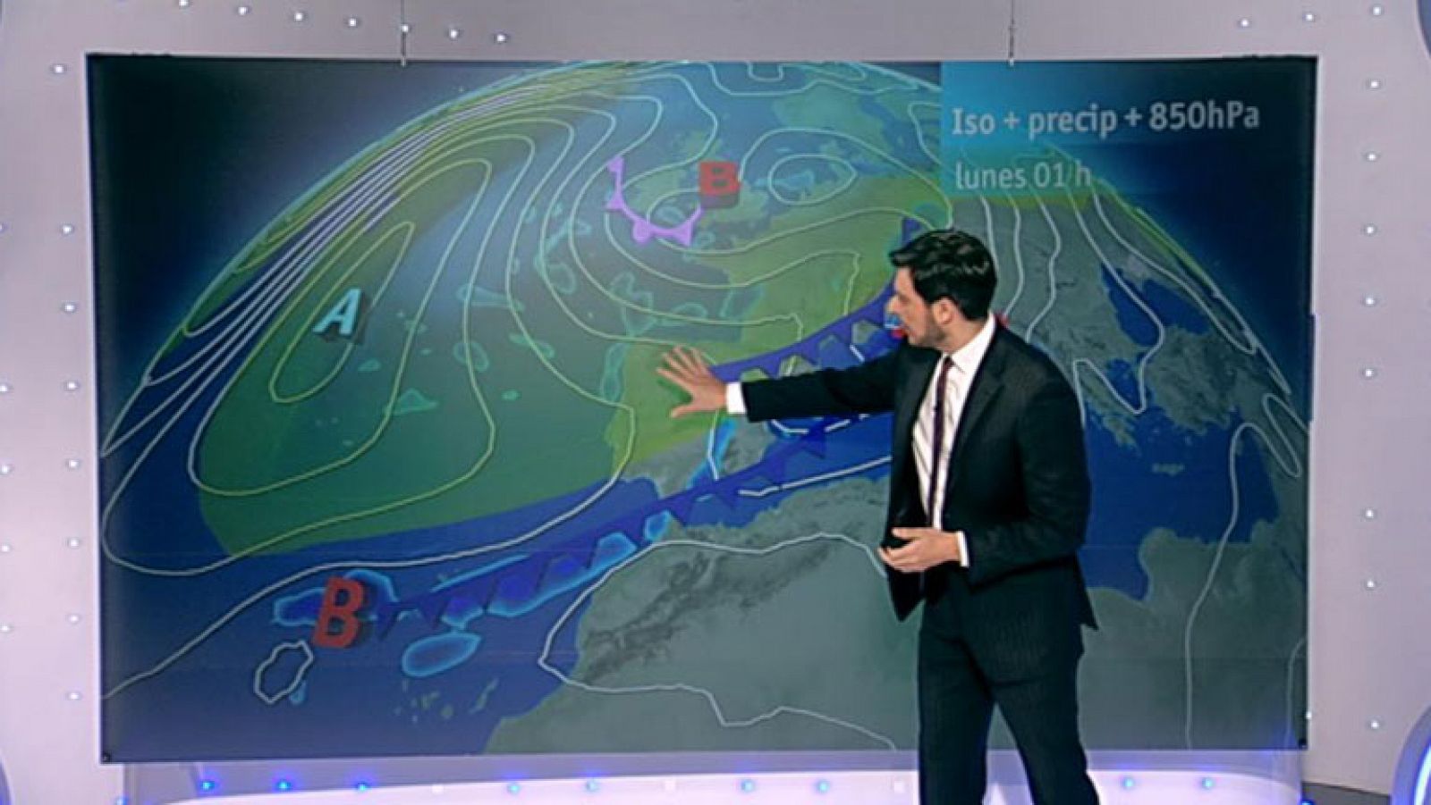 El tiempo: Fuerte viento y precipitaciones en Galicia y en el litoral de Almería | RTVE Play