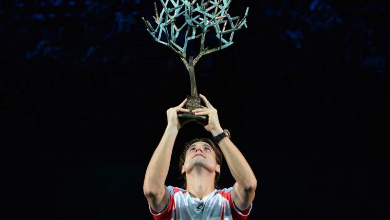 El trofeo que se entrega al vencedor del Masters 1000 de París-Bercy llevará en el futuro una rama con el nombre de David Ferrer, campeón en 2012 al vencer en la final a Jerzy Janowicz.
