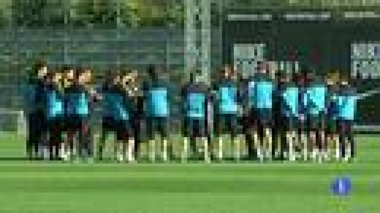 Telediario 1: Piqué vuelve a la convocatoria del Barça | RTVE Play