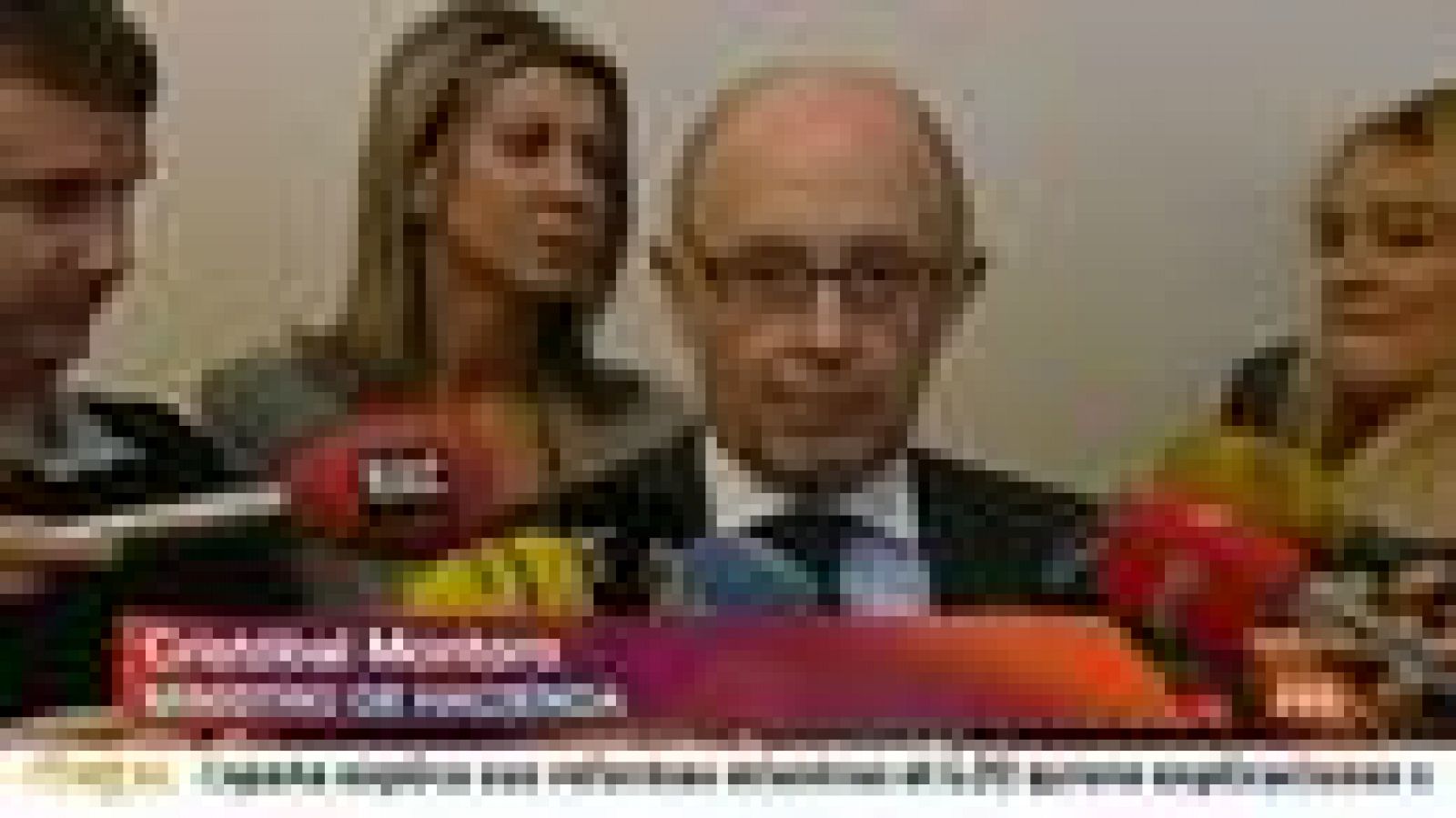 Montoro prorroga el fondo de rescate autonómico en 2013