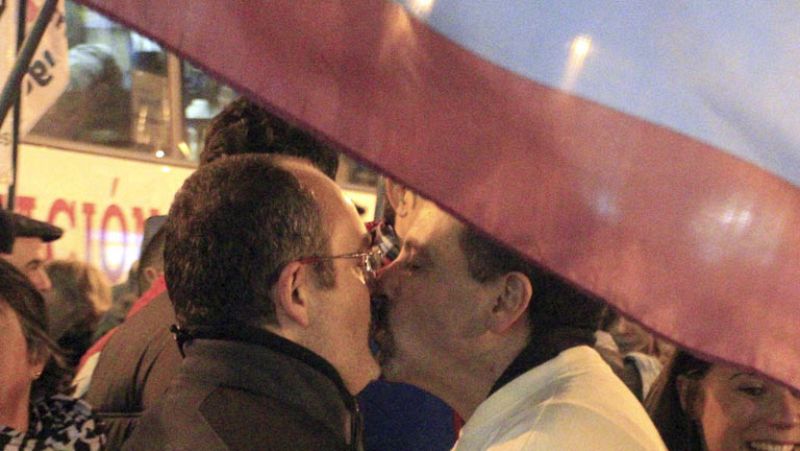  El Tribunal Constitucional avala el matrimonio homosexual