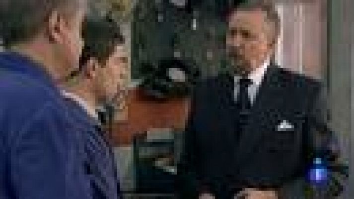 Amar en tiempos revueltos - Miguel, pasaporte a Alemania