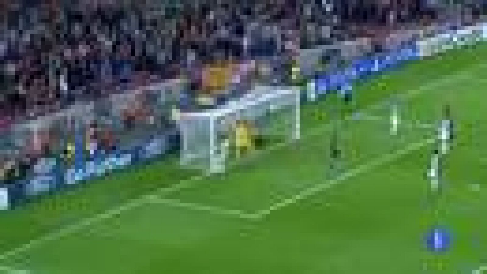 Telediario 1: El cerrojazo del Celtic puede con el Barça | RTVE Play