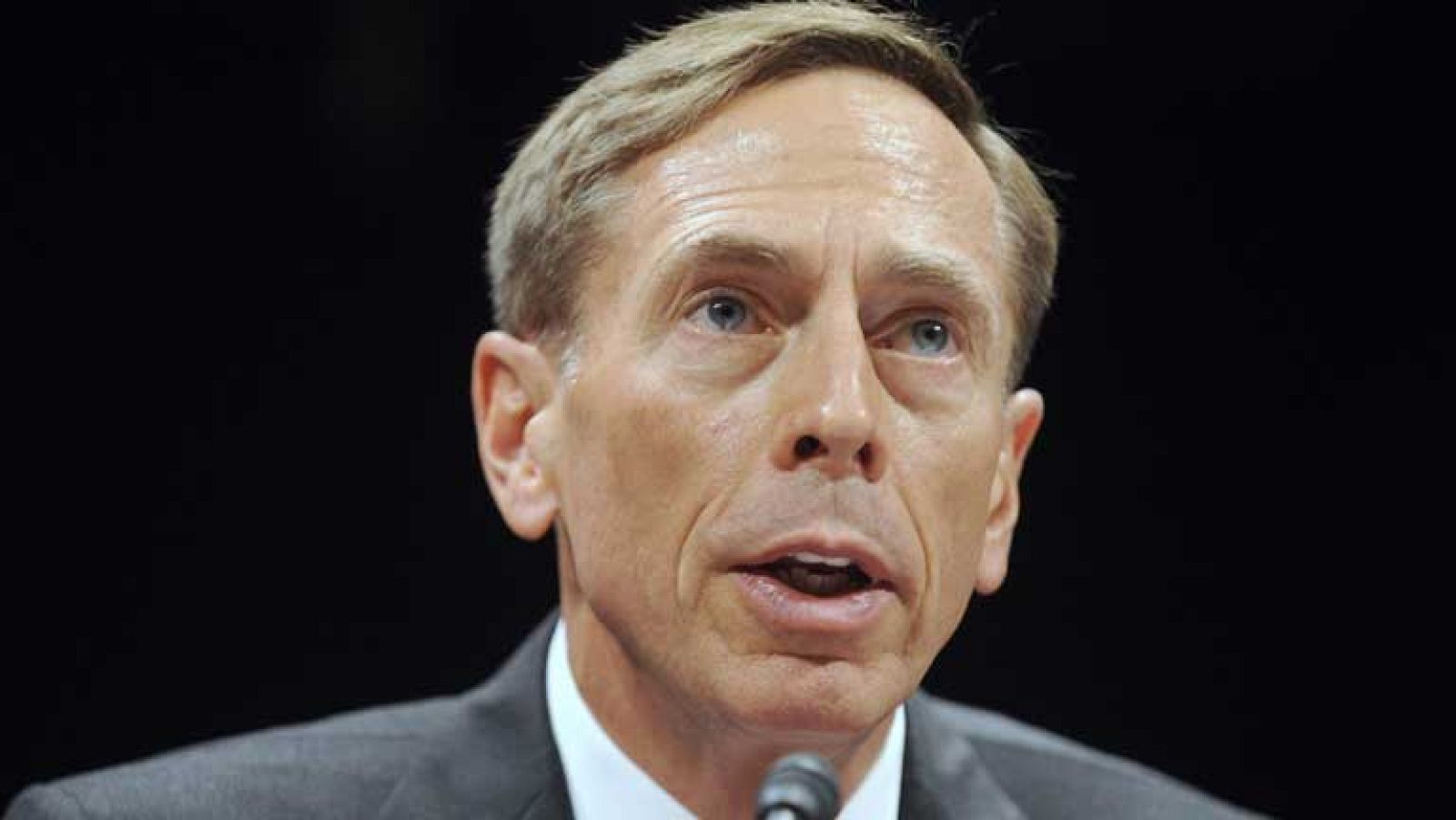Dimite el director de la CIA, David Petraeus