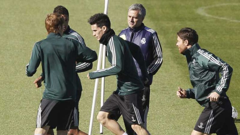 El Real Madrid se enfrenta a un Levante al que nunca ha ganado en su campo y sin Marcelo, Kedhira, Benzemá e Higuaín... Eso sí, Mou recupera a Coentrao...