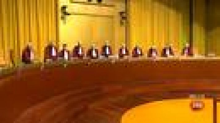 Informativo 24h - Gobierno y PSOE negocian la paralización urgente de los desahucios