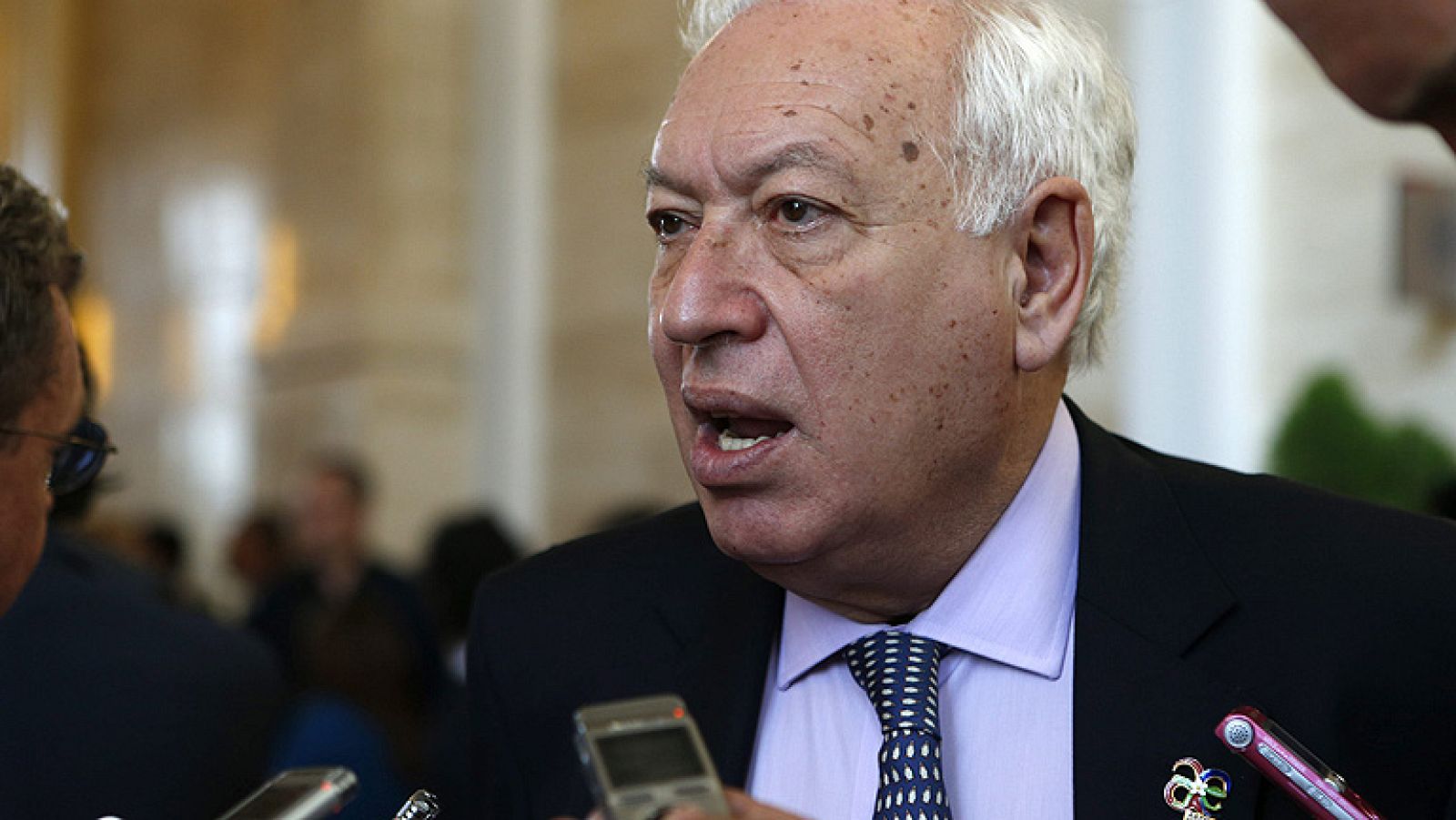 García-Margallo asegura que el referéndum catalán sería "jurídicamente un golpe de Estado" - Informativo 24h | Ver