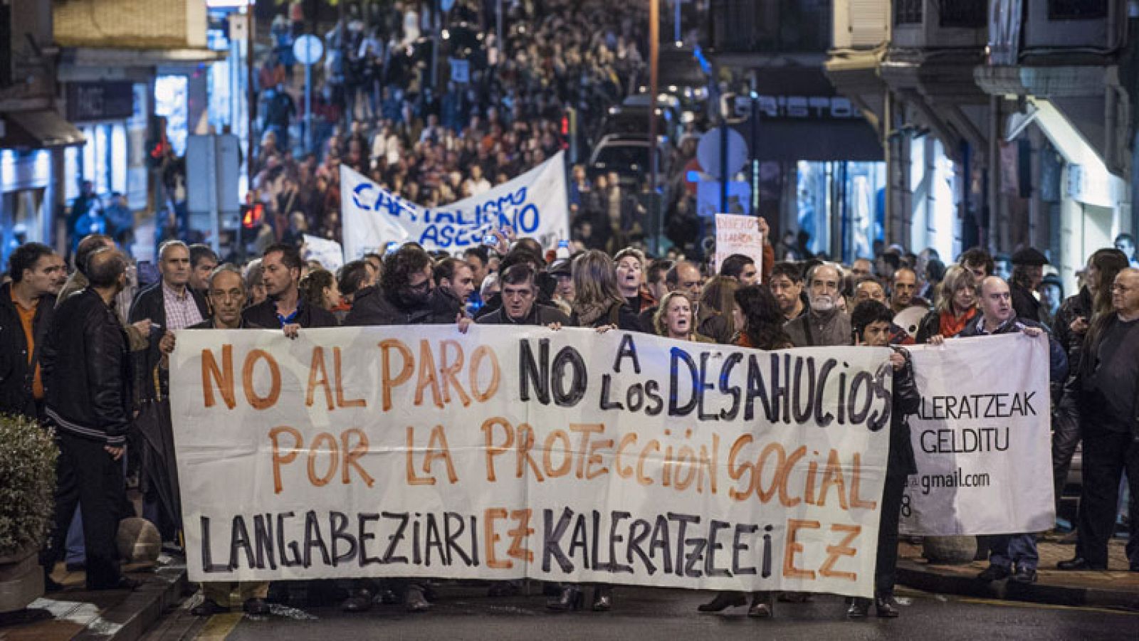 Gobierno y PSOE se reúnen para frenar los desahucios