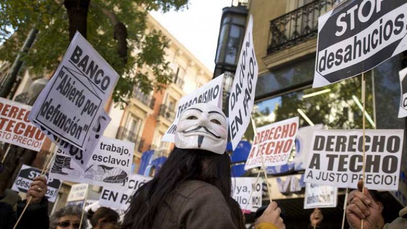 Gobierno y PSOE vuelven a reunirse para concretar a quiénes beneficiará la reforma de los desahucios