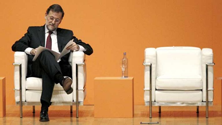 Telediario 1 - Rajoy defiende las medidas