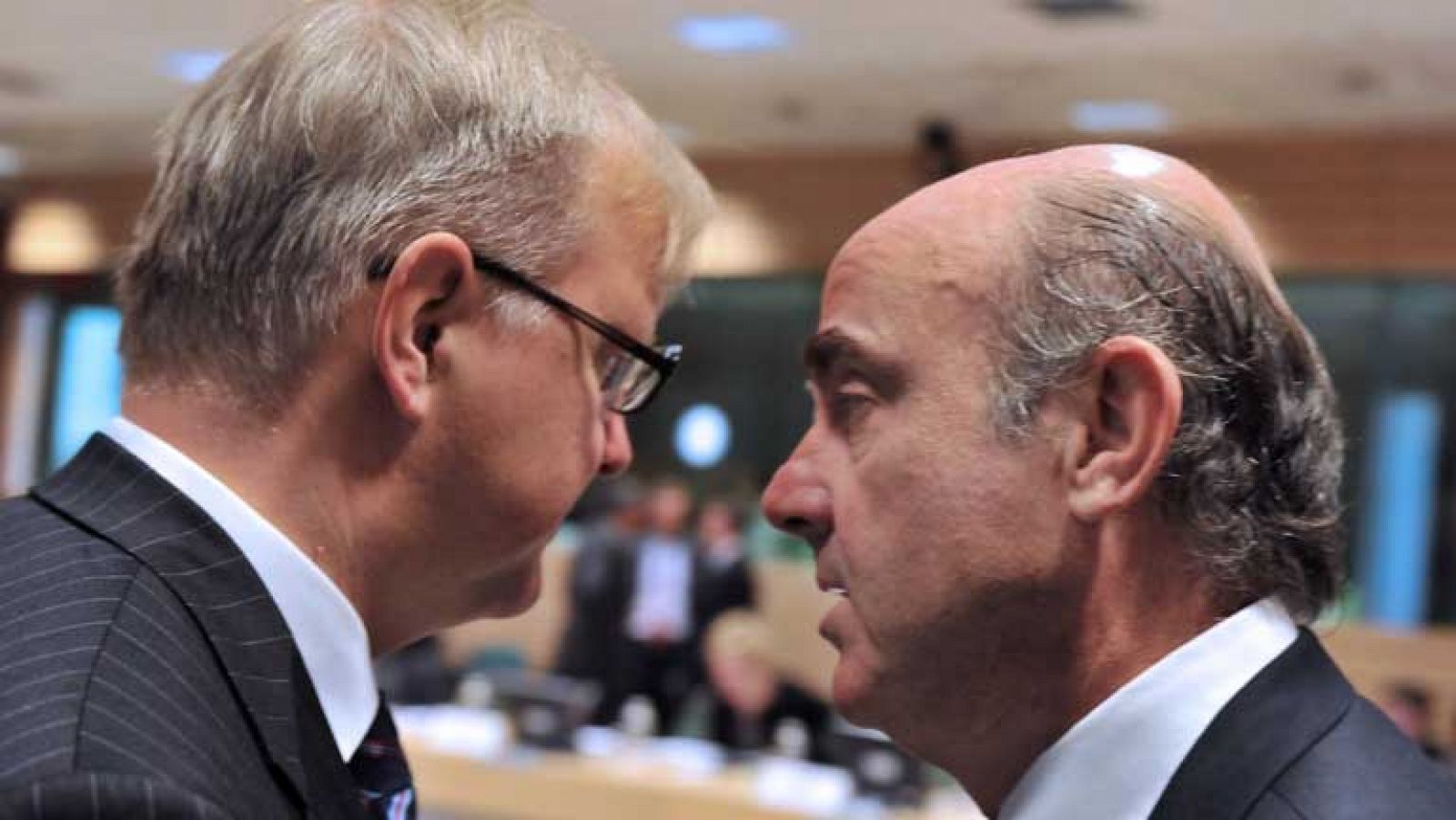 Telediario 1: El Eurogrupo espera el informe de la CE sobre los esfuerzos de España | RTVE Play