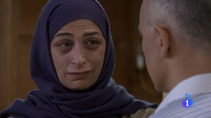 Amar en tiempos revueltos - La despedida de Amina