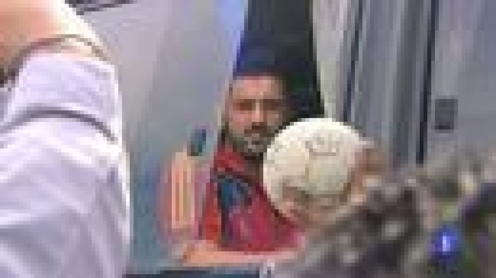 'La Roja' cruza el Canal de Panamá | Ver