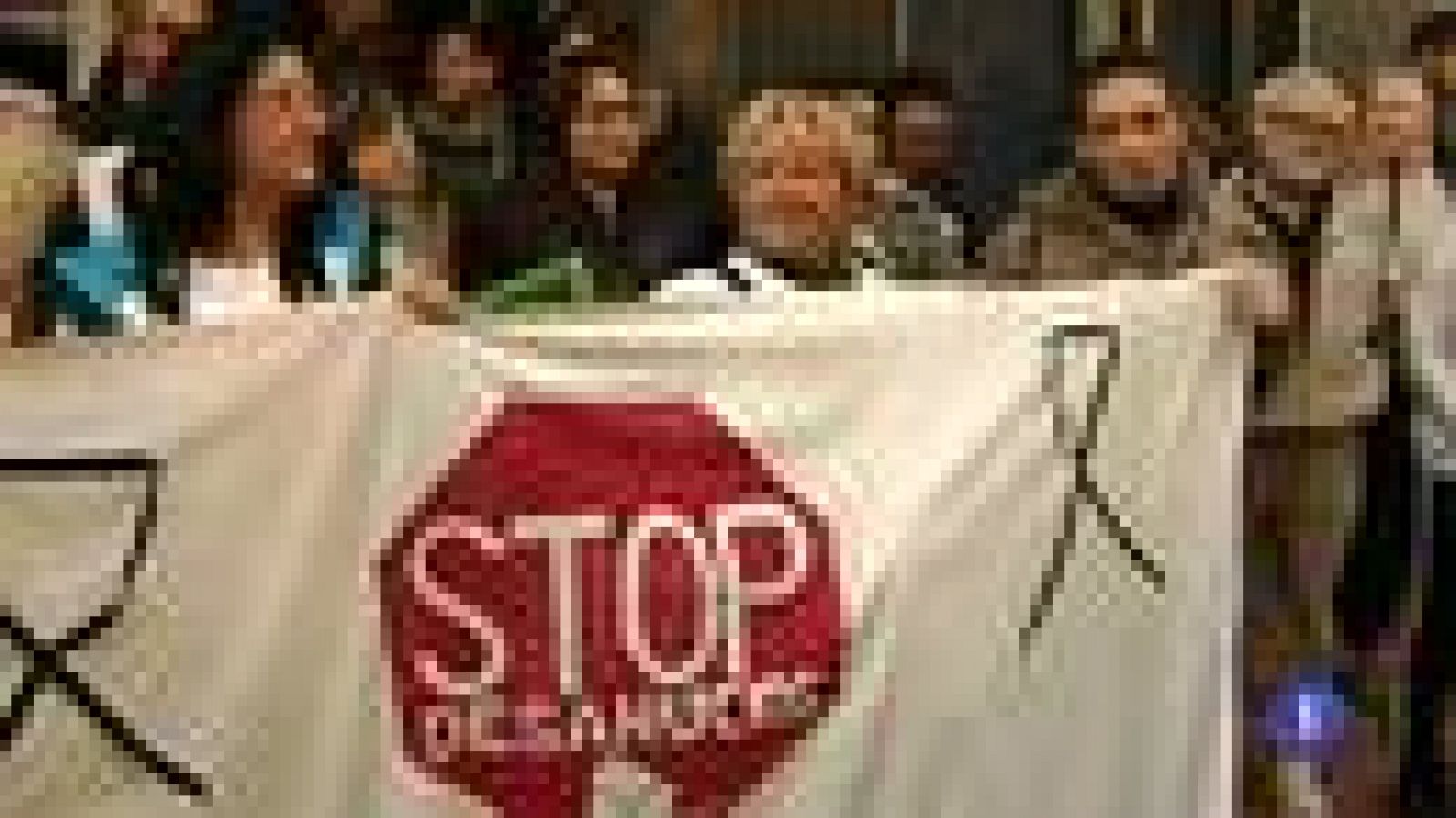 El Gobierno y Partido Socialista se reúnen por tercera vez para frenar los desahucios