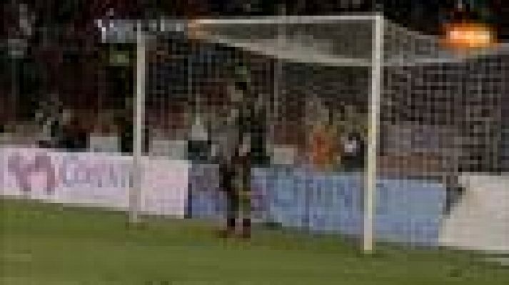 Fútbol - Gómez hace el del honor para Panamá, 1-5