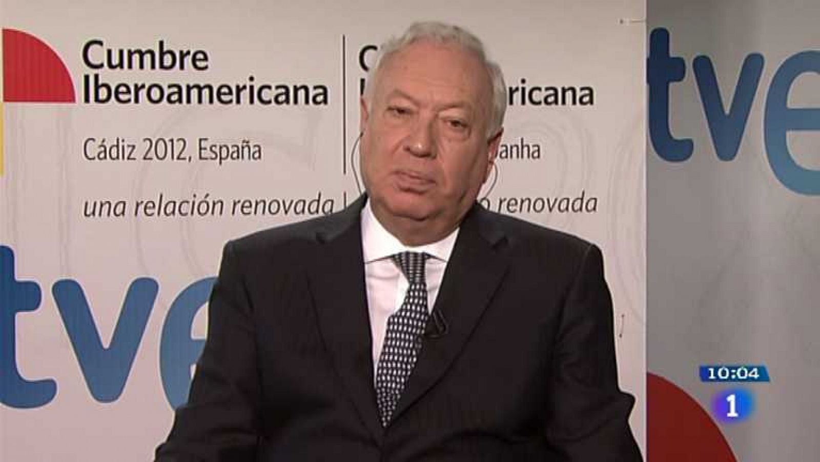 Los desayunos de TVE - José Manuel García-Margallo, ministro de Asuntos Exteriores y de Cooperación. Antonio Gutiérrez, exsecretario general de Comisiones Obreras