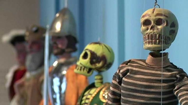 Telediario 1 - Títeres históricos