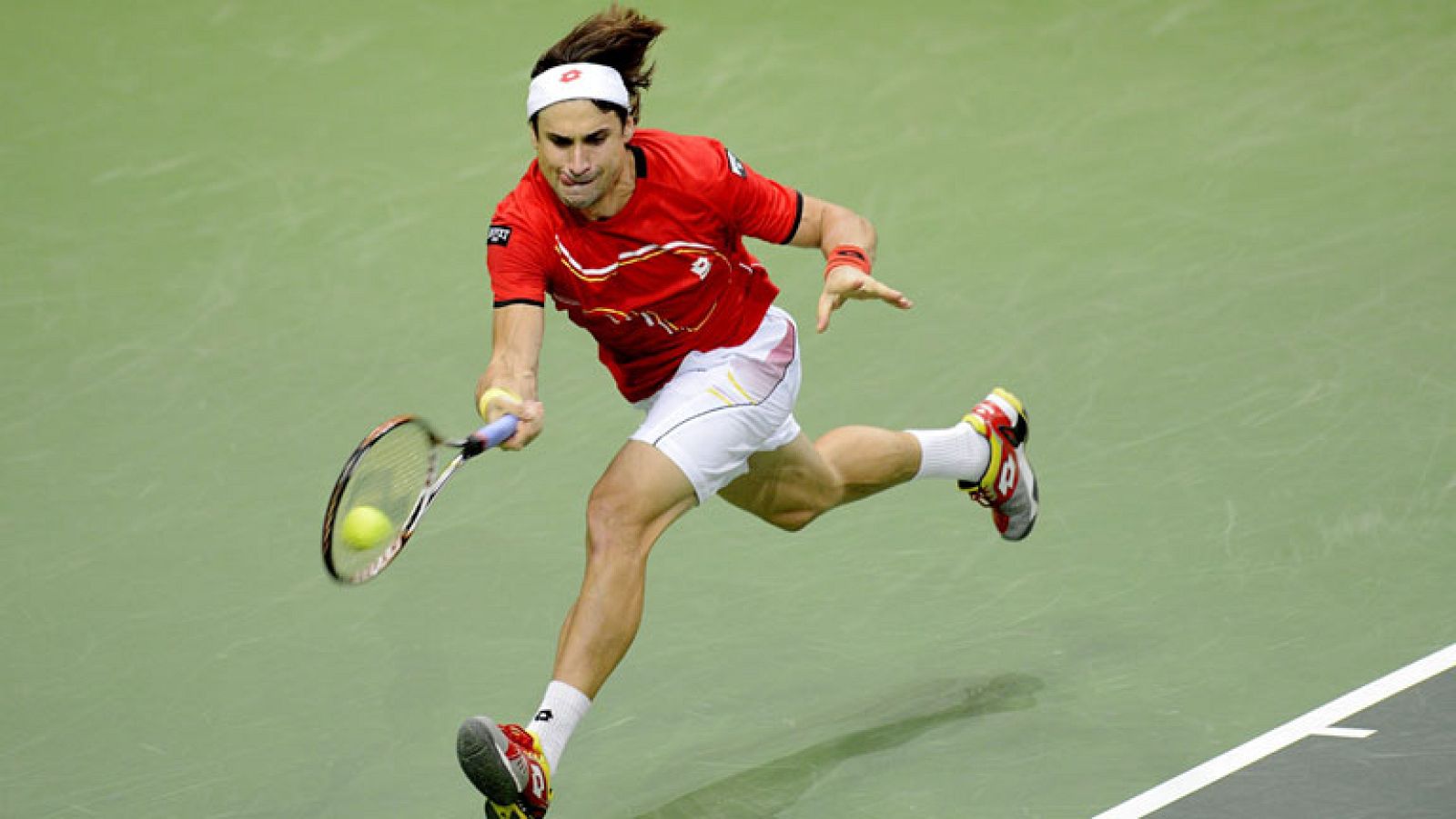 Participa y elige el mejor punto de la final de la Copa Davis: del primer partido, la propuesta es un espectacular globo de David Ferrer sobre Radek Stepanek.