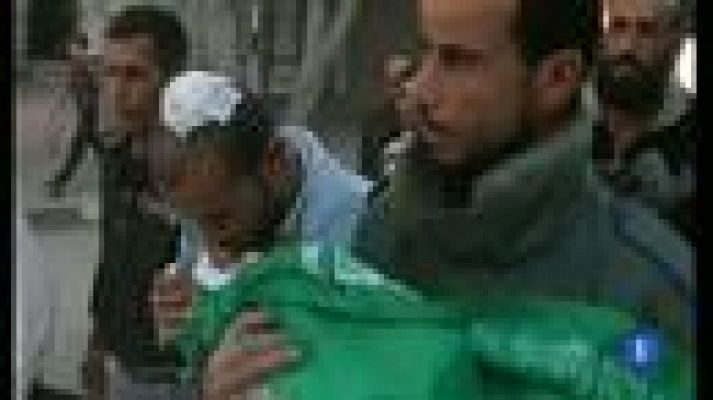 Telediario 1 - Israel bombardea Gaza