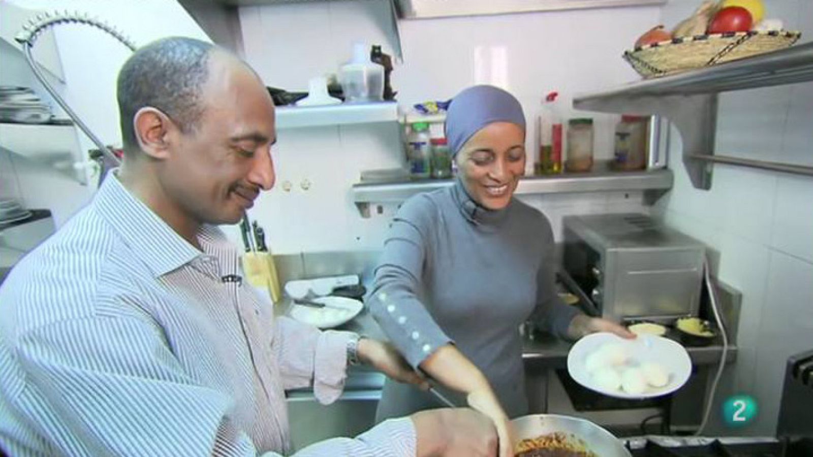 Babel en TVE - Sabores del mundo: Etiopía, el placer de comer con las manos