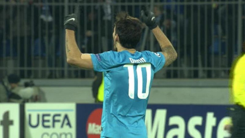 El jugador del Zenit Danny ha batido al portero del Málaga, Willy Caballero, en el minuto 49 de juego, estableciendo el 1-2 en el marcador. 