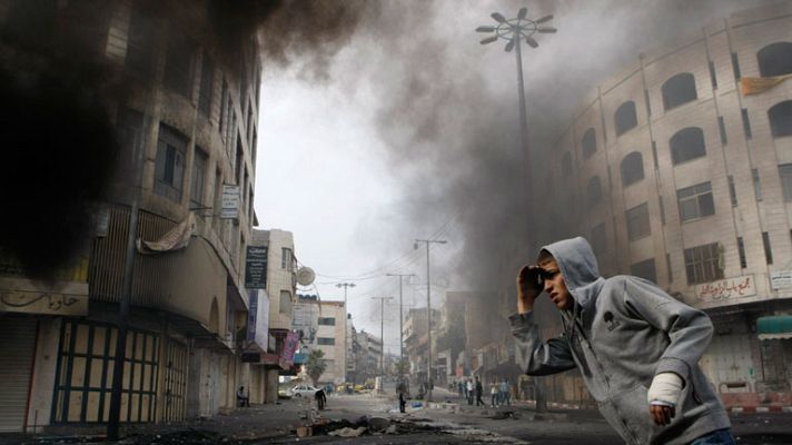 Telediario 1 - Aulas como refugio en Gaza