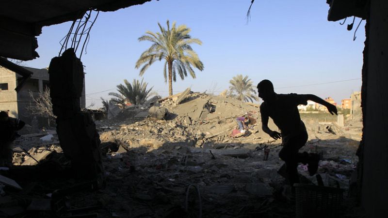 El Ejército israelí mata a un agricultor palestino en Gaza y pone en peligro la tregua