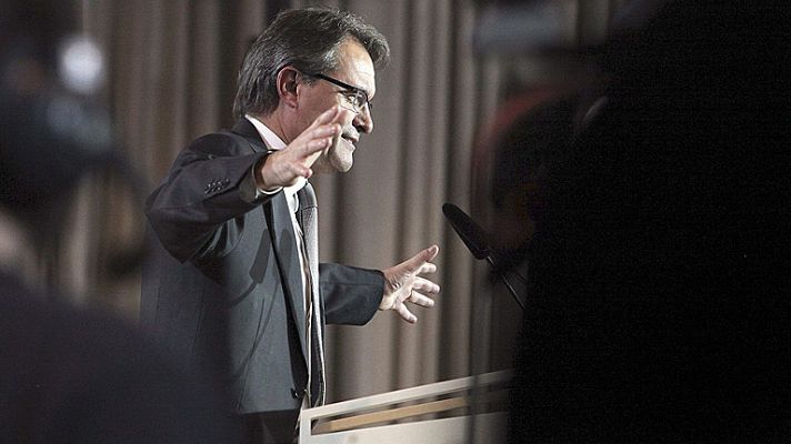 Telediario 1 - Supuestas cuentas en el extranjero