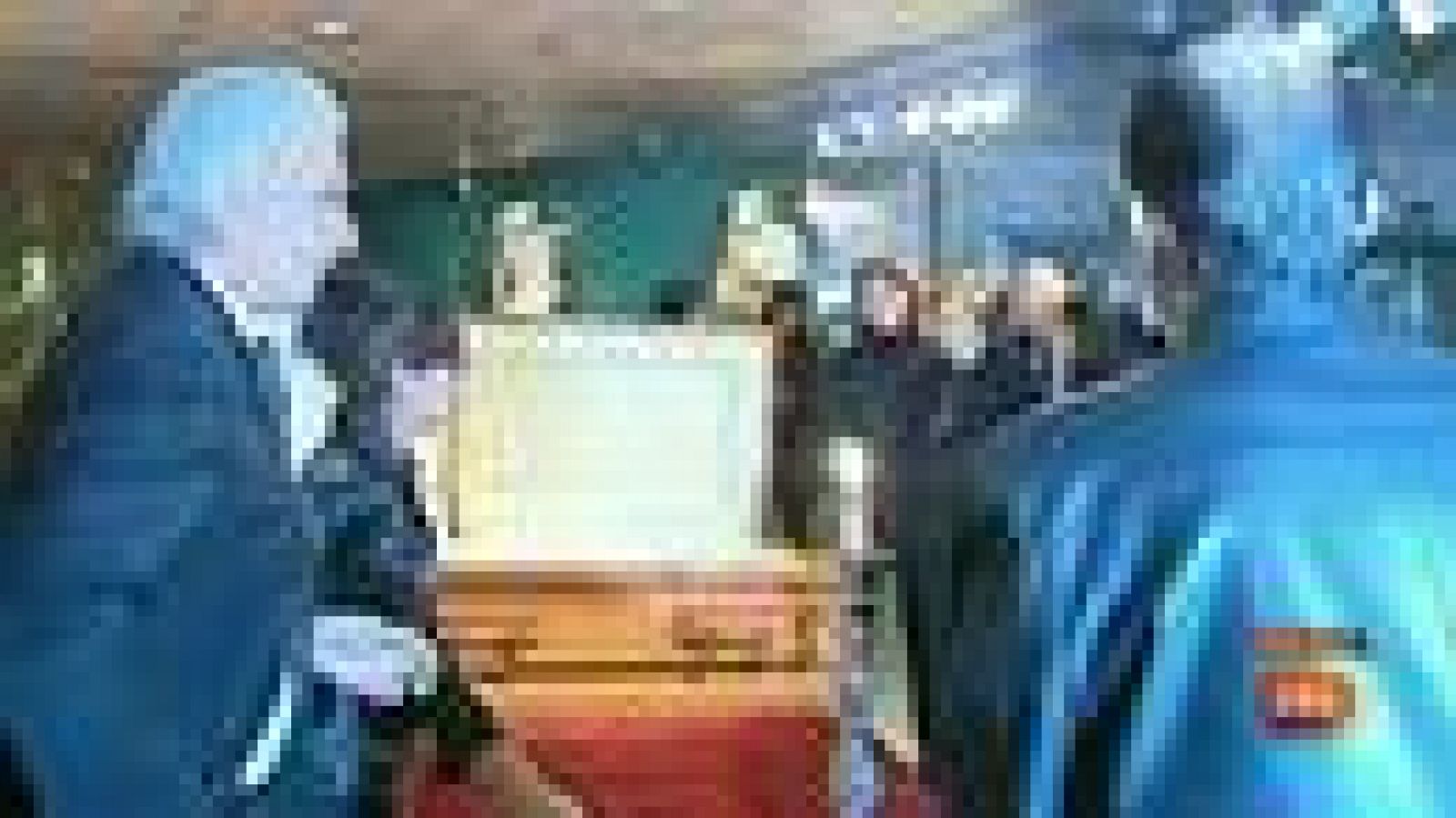 Se abre la capilla ardiente de Tony Leblanc - Informativo 24h | Ver