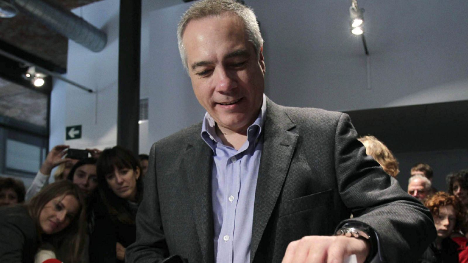 El PSC admite su retroceso pero dice  que el "gran fracaso" electoral es de Mas