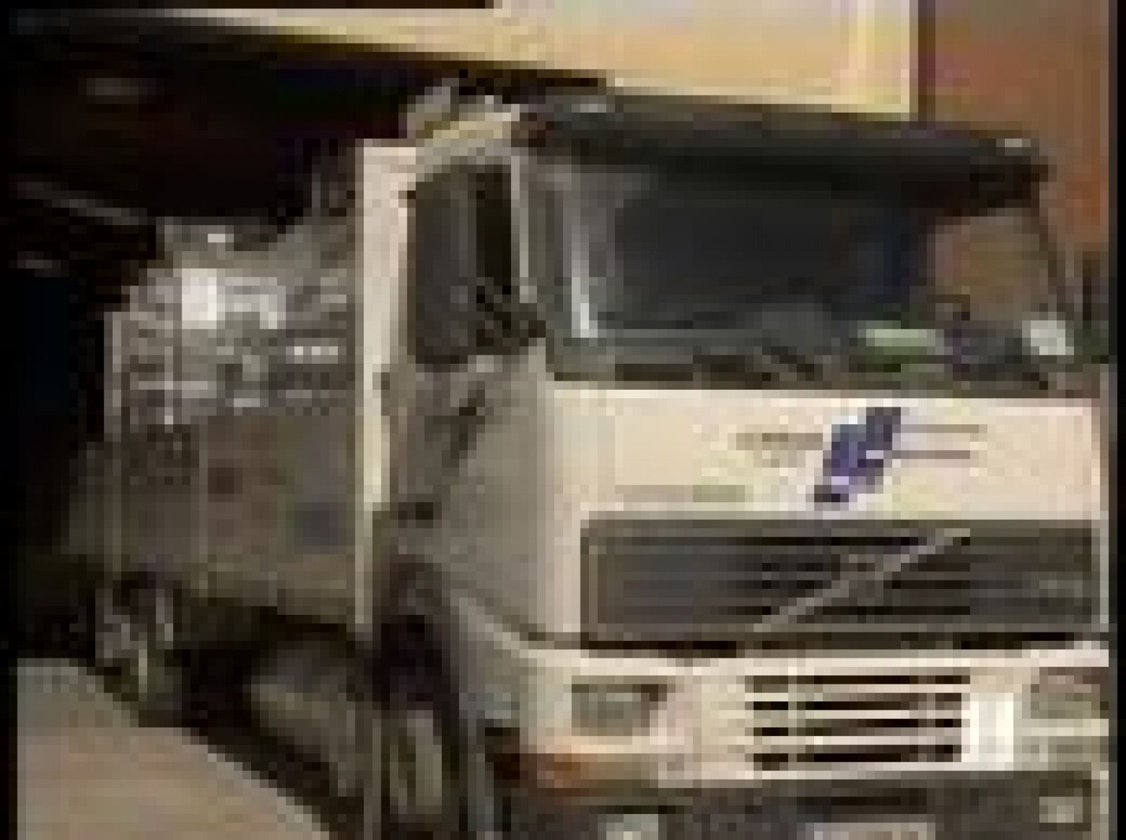Los transportistas que pertenecen a las asociaciones Fenadismer, Antid y Cofedetrans han anunciado la suspensión temporal del paro del sector que habían convocado de forma indefinida a partir del pasado 9 de junio.