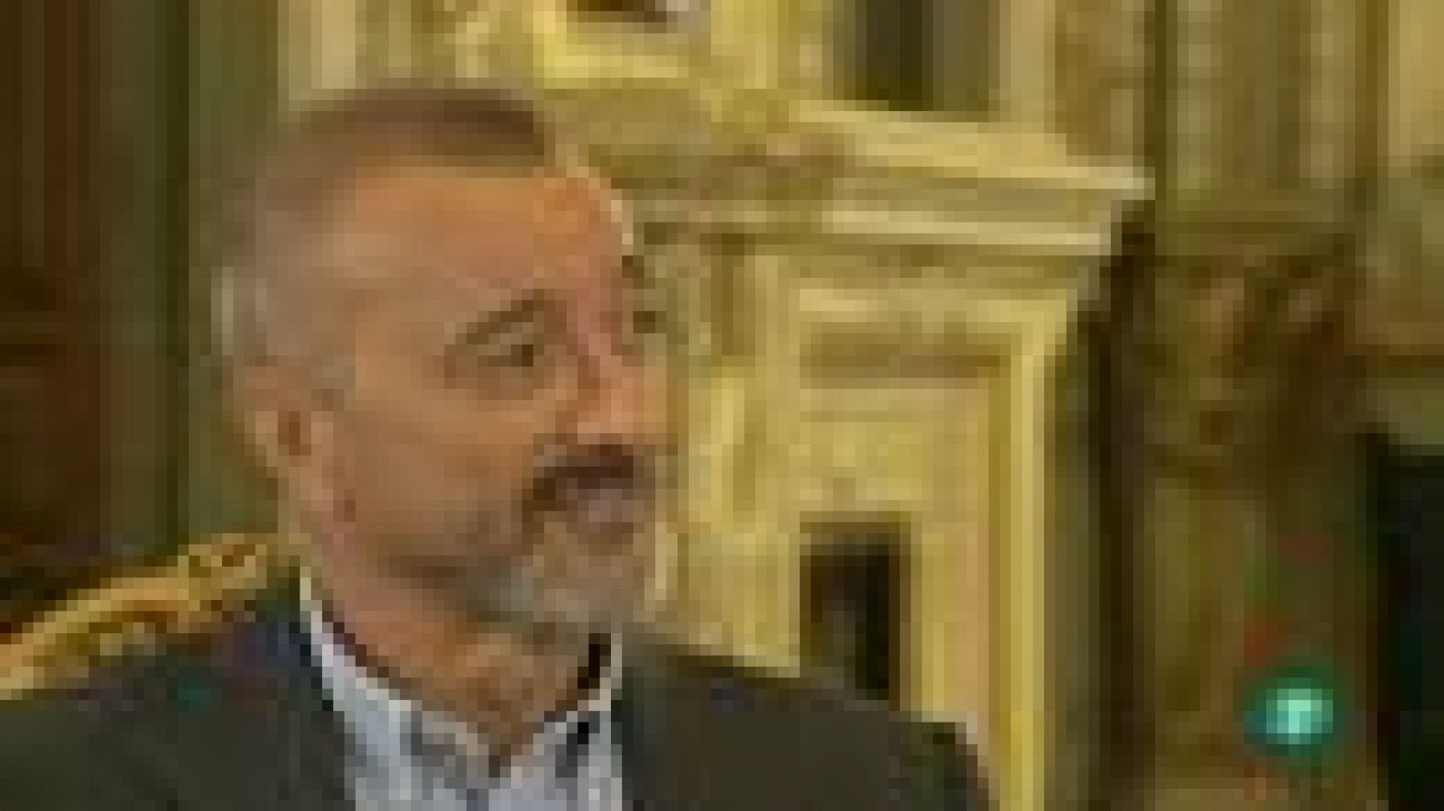 Página 2 - Entrevista: Arturo Pérez-Reverte