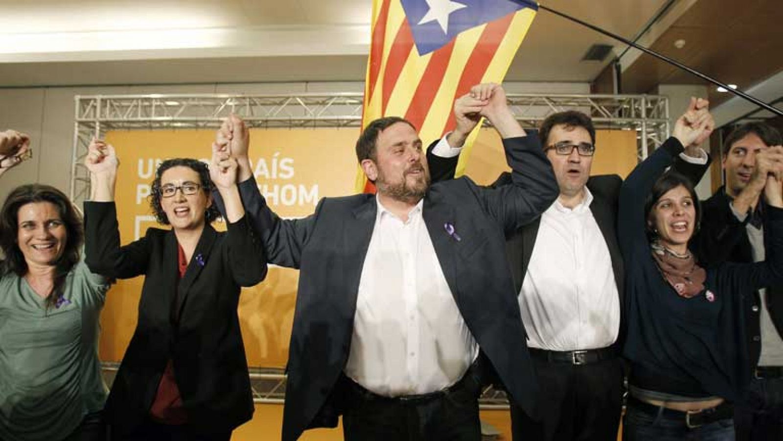 Tras el hundimiento del Partido Socialista Catalán ERC se postula como llave para la gobernabilidad