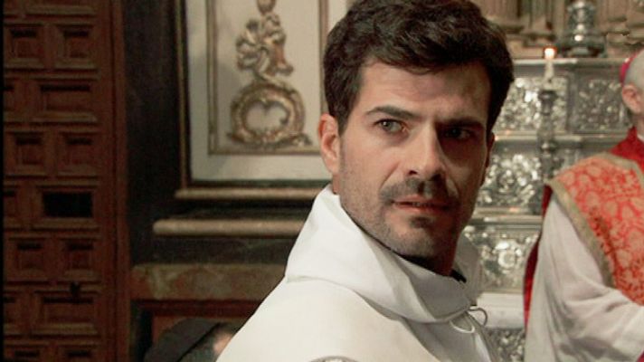 La Señora - Ángel se ordena sacerdote