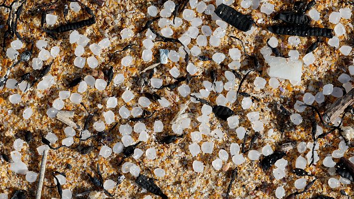 Fin de semana 24h - La Xunta de Galicia pide buscar los pélets en el mar