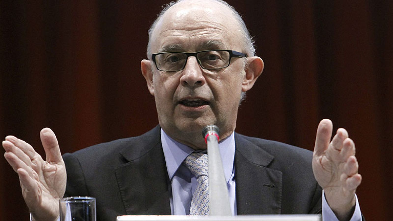 El fondo de liquidez autonómica estará dotado con 23.000 millones en 2013 y será "ampliable"