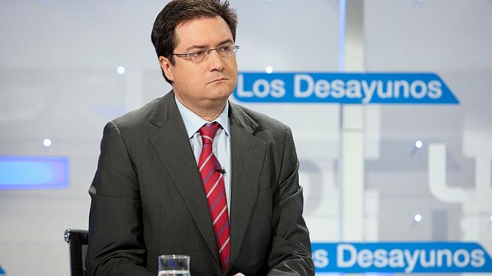 Óscar López: "Estamos muy lejos de CiU en el modelo territorial y social"