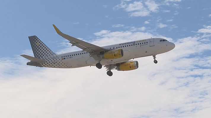 Rècord de passatgers en 2023: 16 milions a l'aeroport de l'Altet i 10 milions al de Manises