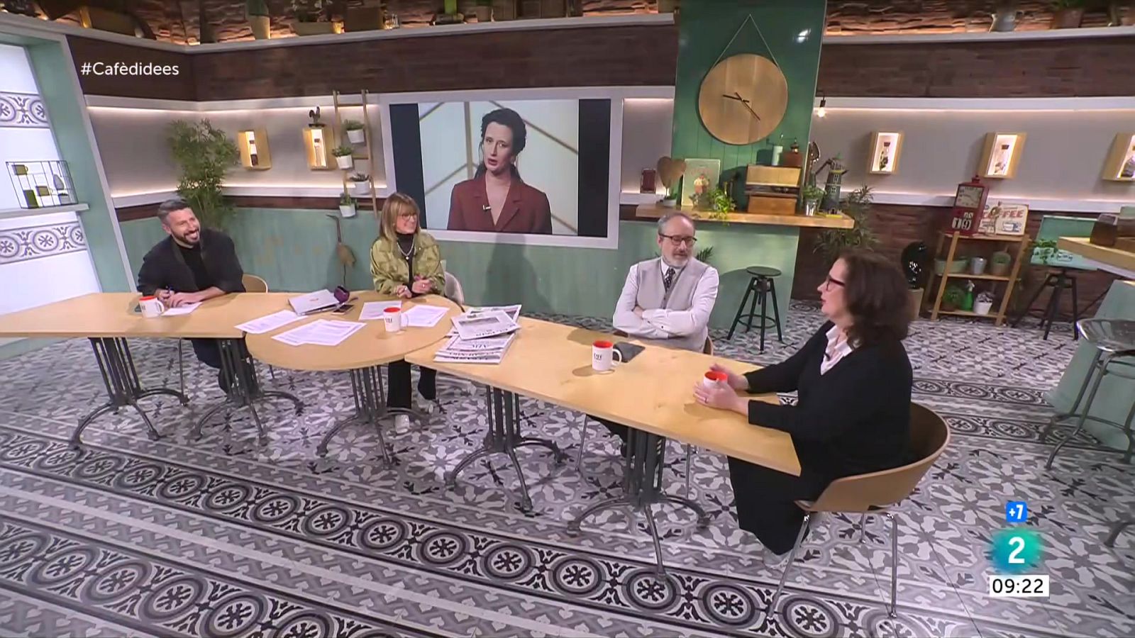 Gemma Nierga entrevista Jordi Cañas. Parlem del mític programa amb Aitor Albizua i Elisenda Roca. I descobrim la pel·lícula 'L'home dels nassos'