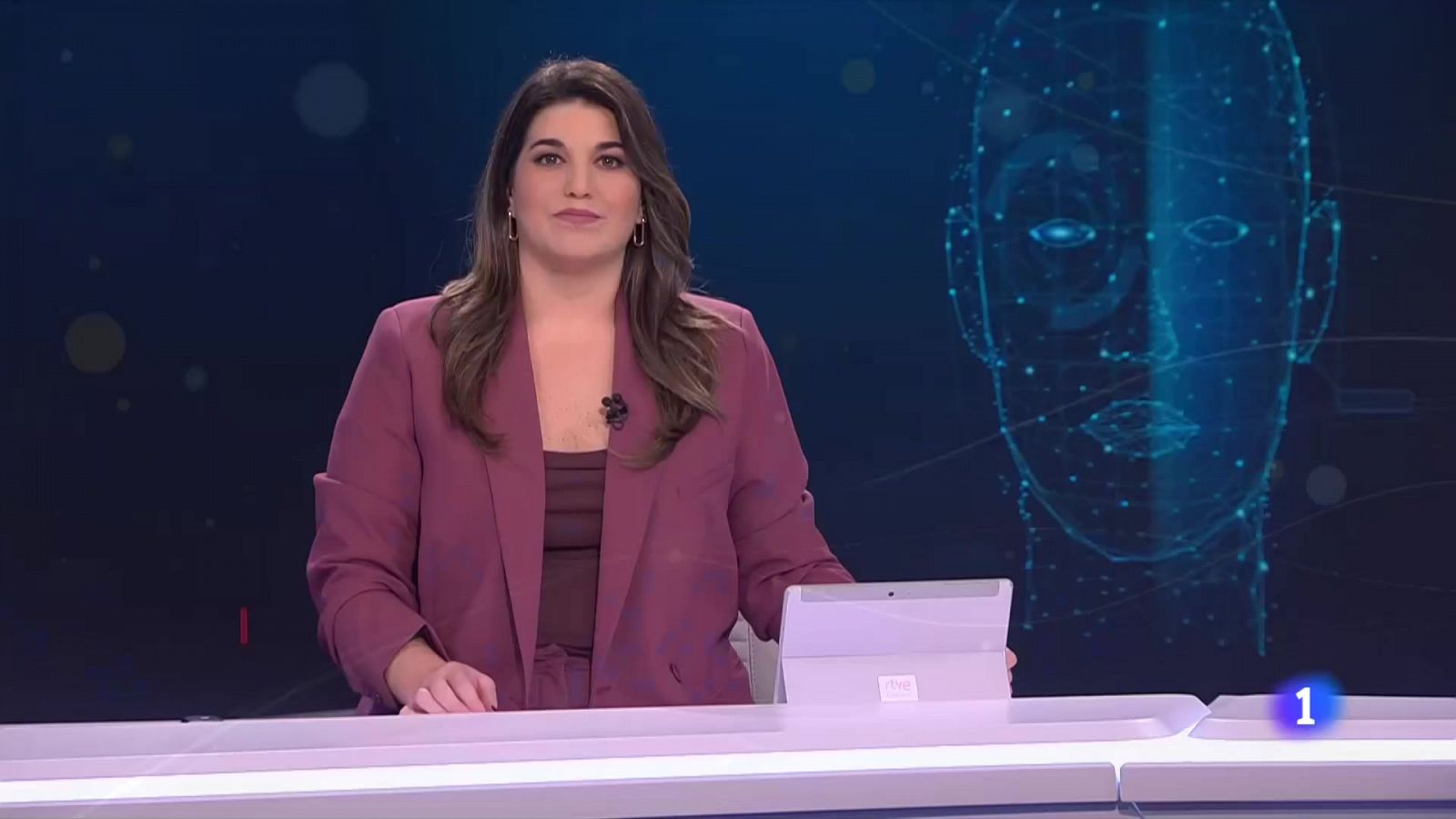 Vueling facilita l'experiència amb el reconeixement facial - L'Informatiu | Ver