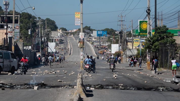  - Los haitianos denuncian el abandono institucional al que están sometidos
