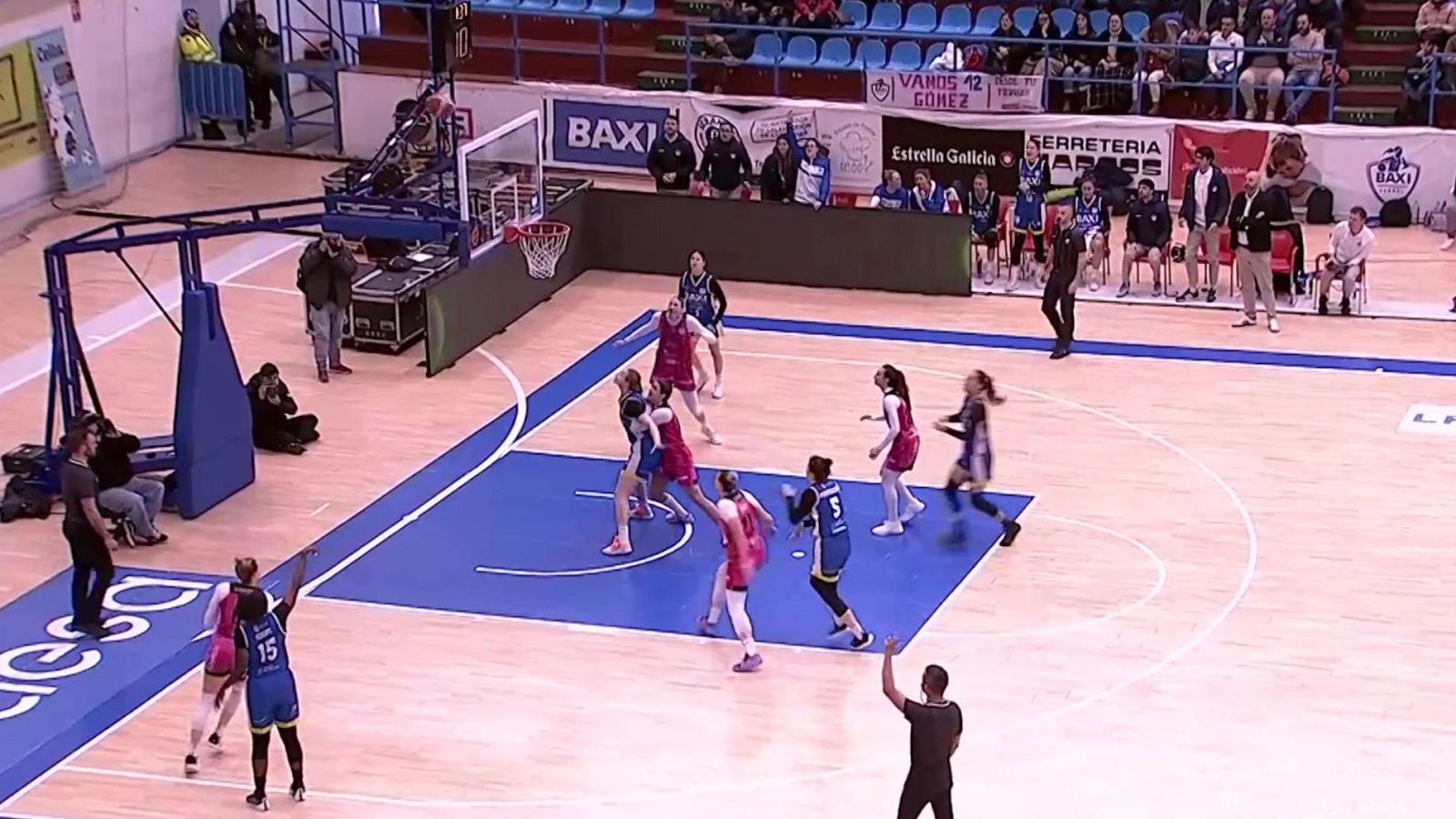 Baloncesto - Liga Endesa femenina. 18a jornada: Baxi Ferrol - Kutxabank Araski - ver ahora